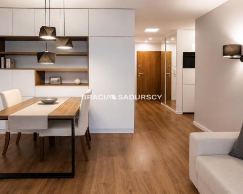 25 m² po generalnym remoncie | Blisko uczelni