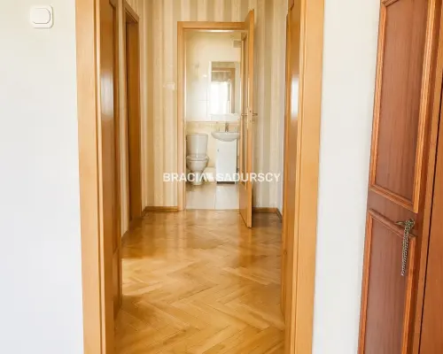 Lea, Krowodrza, 2 pokoje, balkon, ostatnie pietro