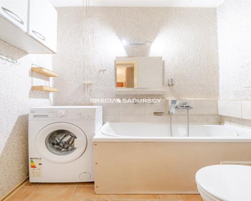 Kraków, Bieńczyce - osiedle Jagiellońskie. Na sprzedaż mieszkanie 2 pokojowe - 42 m² z balkonem położone na parterz
