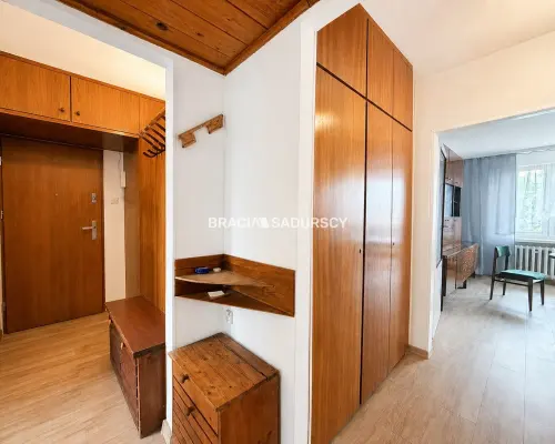 3-pok, os.Podw. balkon, osobna kuchnia
