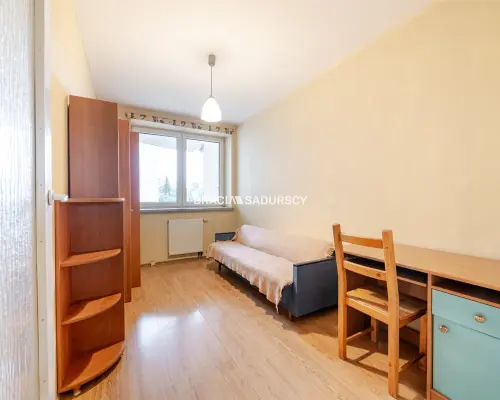 2-pokojowe mieszkanie z oddzielną kuchnią,balkon