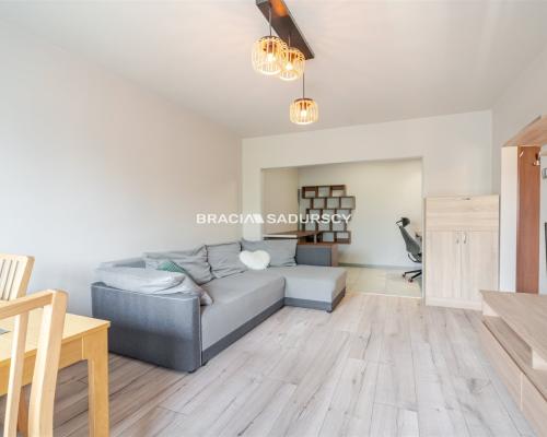 Kawalerka z balkonem | 28,8 m² | os. Złotego Wieku