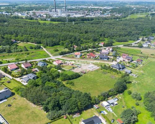 Dom z dużą działką budowlaną. Rzozów 87 arów.