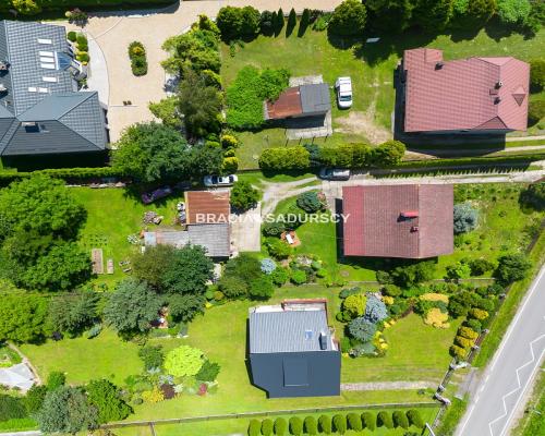Dom z dużą działką budowlaną. Rzozów 87 arów.