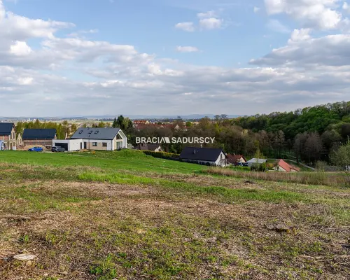 Widokowa działka / wzgórze - las / MPZP