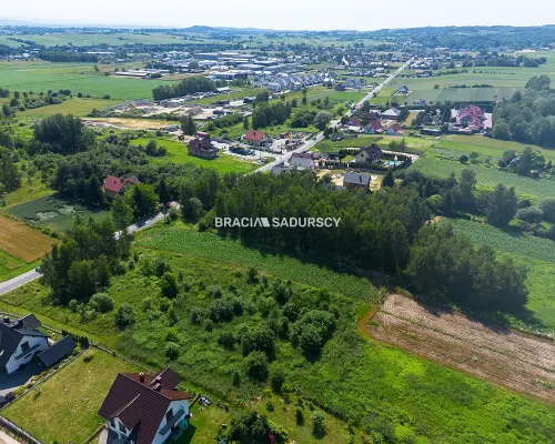 Działka budowlana / MPZP / przy głównej drodze