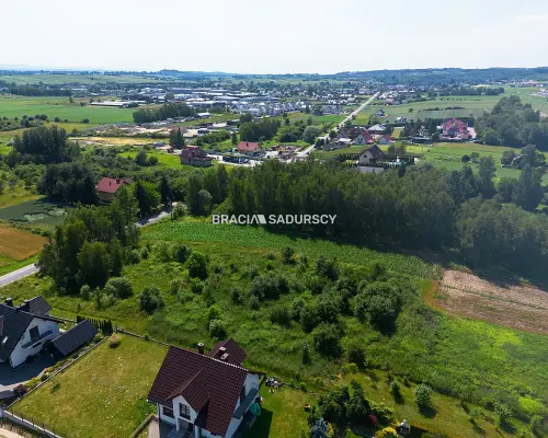 Działka budowlana / MPZP / przy głównej drodze