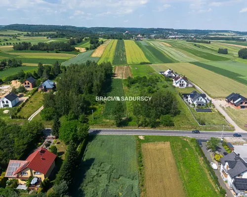 Działka budowlana / MPZP / przy głównej drodze
