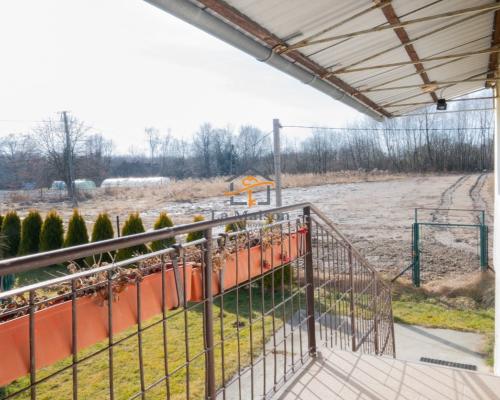 Zelków, 38 arów przy Rezerwacie Dolina Kluczwody