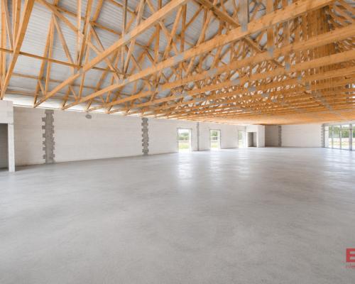 Lokal handlowo-usługowy 390 m2