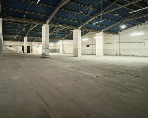 Hala-magazyn z rampą 1200 m2