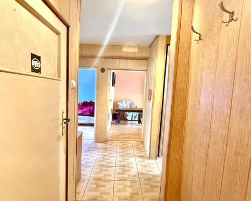 Na sprzedaż: 3-pokojowe mieszkanie w centrum