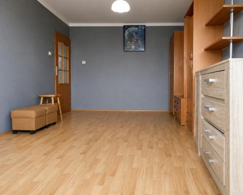 Dwupokojowe mieszkanie do remontu-Suwałki