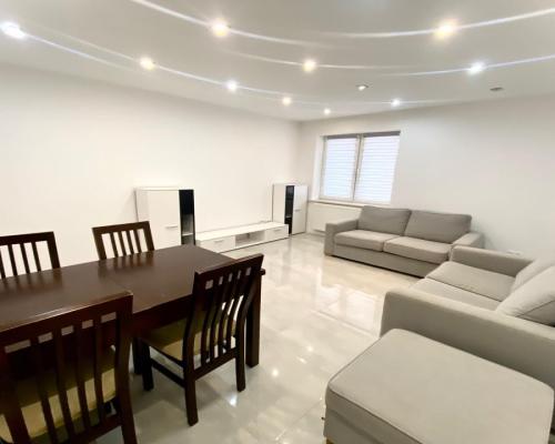 Mieszkanie 52 m² z działką 375 m² i garażem