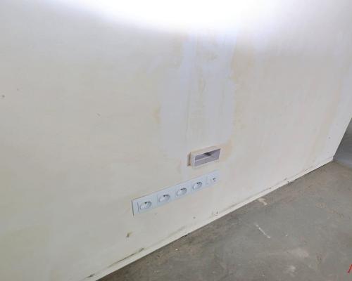 Biuro Nieruchomości Arkadia  ma przyjemność zaprezentować wyjątkowy apartament zlokalizowany w nowoczesnym budynku z rynku pier