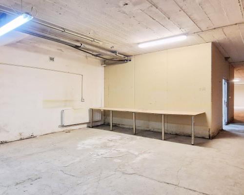 Górna - ogrzewany magazyn o pow. 200 m2
