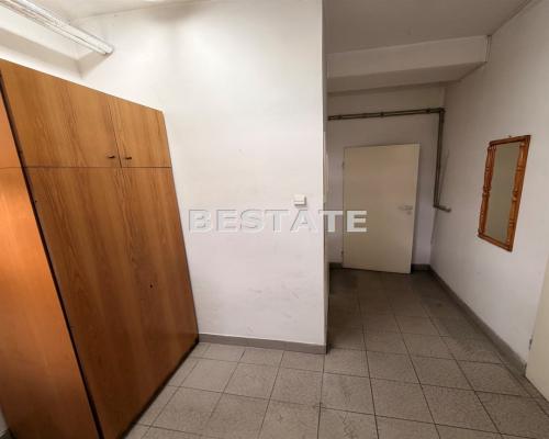 Przestronny lokal 59,60m2 parter + garaż, Bugaj