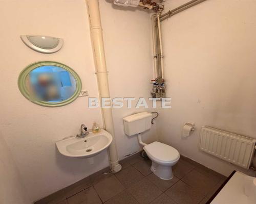 Przestronny lokal 59,60m2 parter + garaż, Bugaj