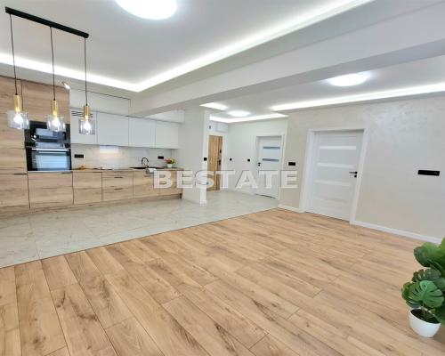 Apartament wykończony "pod klucz", parking