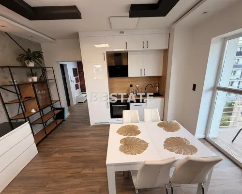 Nowoczesny apartament 48m2 z dwoma balkonami