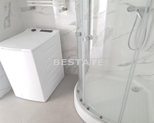 Apartament, 2 pokoje, winda,  miejsce postojowe