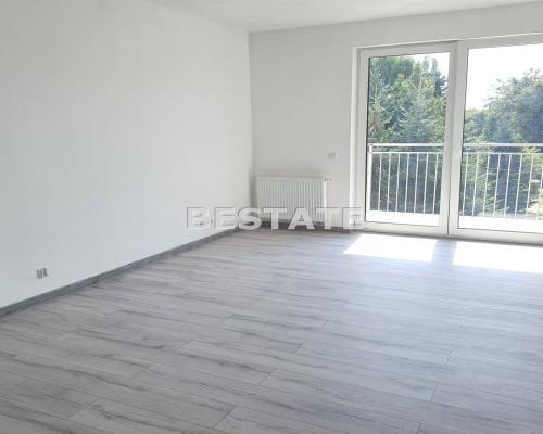 Apartament z windą , 3 pokoje,  miejsce postojowe