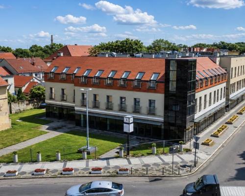 Lokale użytkowe od 109m2 do 179m2