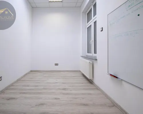Lokal biurowy 96m2 / 6 pomieszczeń