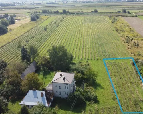 Działka budowlano-usługowa w Końskowoli gm. Puławy