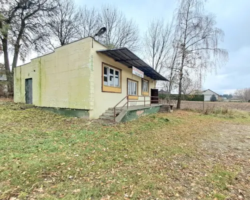 Lokal handlowo-usługowy na trasie Lublin-Nałęczów.