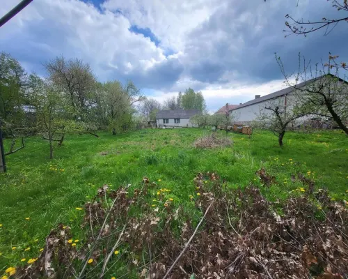 Smugi gm. Jastków- 56ar pod bliźniaka lub dom