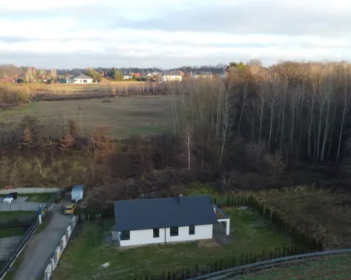 Dom, Dys, 1000 m2 działki,