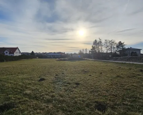 Kalinówka, 23ar, budowlana, media