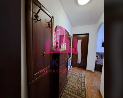 Dwa pokoje na I piętrze os. Błękitne