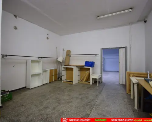 Duży lokal handlowo-usługowy, parter, rampa.