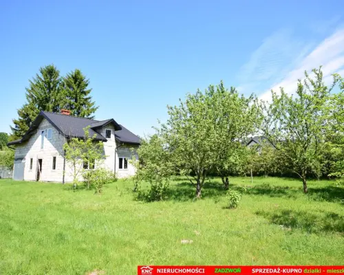 Dom do wykończenia graniczący z rz. Ciemięgą