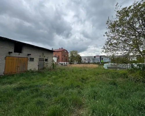 Bardzo atrakcyjna działka budowlano-usługowa