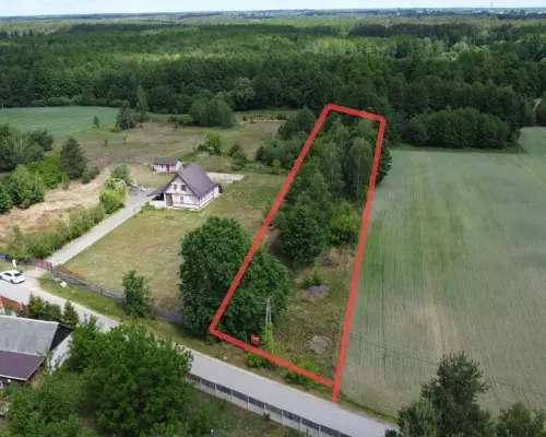 Działka budowlana 3000 m2 w Siekierce gm. Chotcza