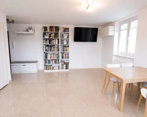 3-pokojowe mieszkanie po generalnym remoncie 61m2