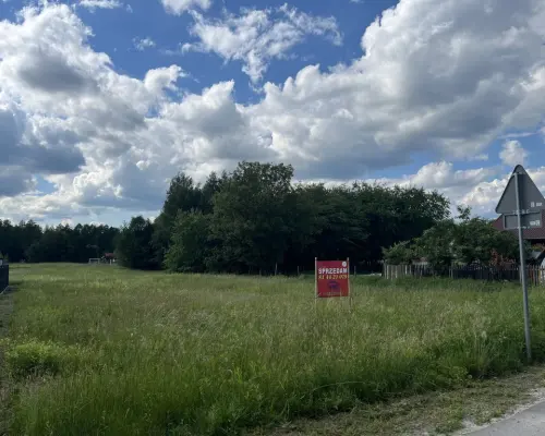 Działka 0,45 ha Uściąż 5 km od Kazimierza Dolnego.