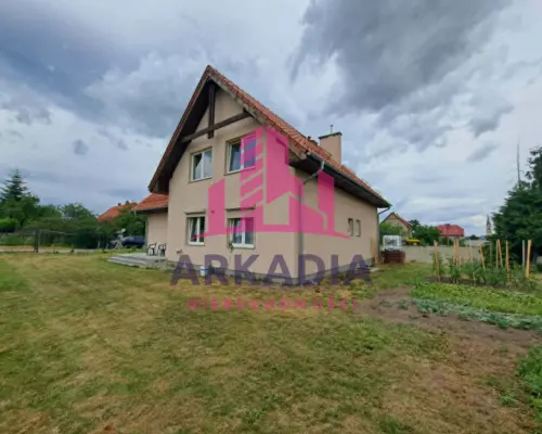 Dom na sprzedaż w Pieszycach 176m2