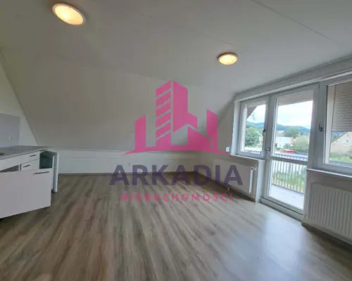 Dom na sprzedaż w Pieszycach 176m2