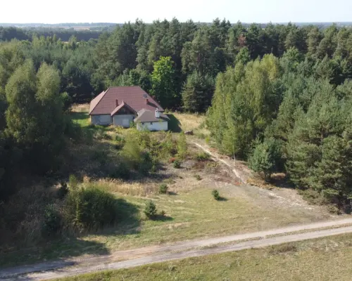 Dom na dużej działce w Świesielicach gm. Ciepielów
