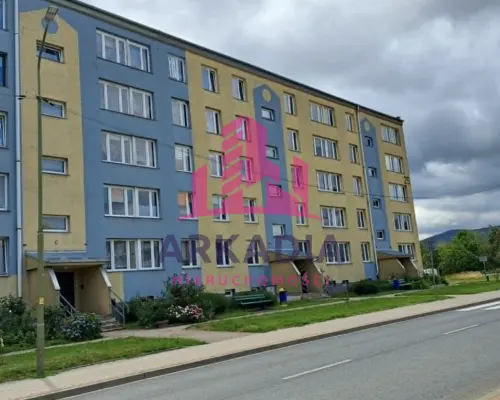 4 pokojowe  mieszkanie 79 m² ,Pieszyce