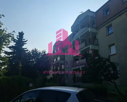3 pokoje,ok.68m,I piętro, miejsce parkingowe ,blok