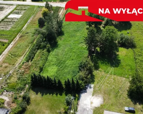 Działka 1842 m2 w centrum Końskowoli gm. Puławy.