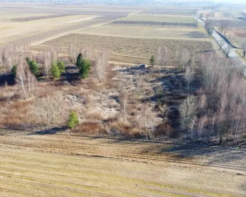 Piękna działka rekreacyjna na zaciszu - Karczmiska