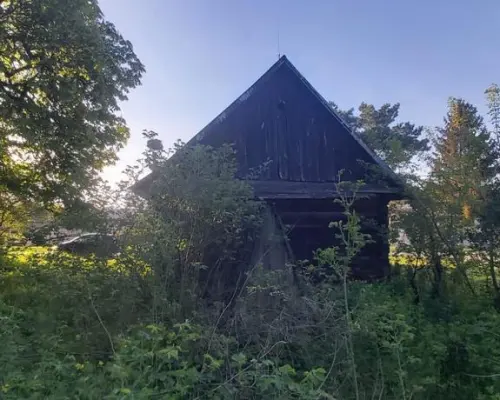Działka zagrodowa w Turce.