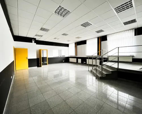 Lokal handlowo-usługowy, 118 m2, Bronowice, parter