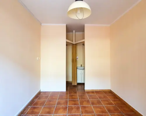 Lokal handlowy usługowy biurowy w centrum Płot
